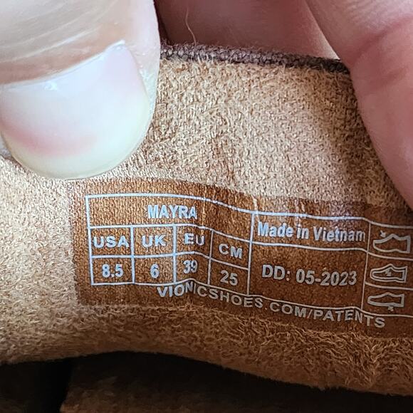 Vionic Women's Sneakers in Brown and Cream - Picture 9 of 9